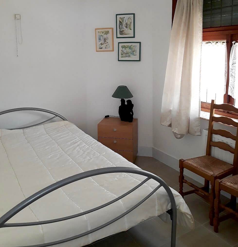 La chambre de l'appartement Bonzel 1, à La Panne