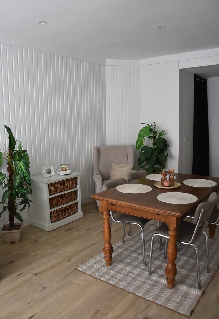 Le coin repas de l'appartement Sloepen Rez, à La Panne